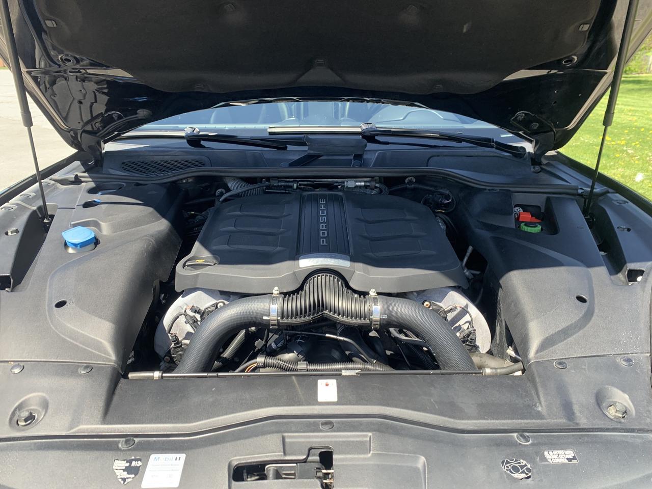 2015 Porsche Cayenne S NAVI LED PANO ROOF WARRANTY FINANCING Photo