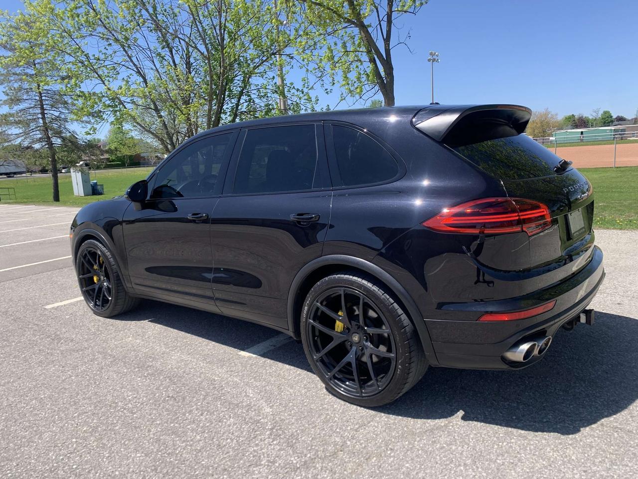 2015 Porsche Cayenne S NAVI LED PANO ROOF WARRANTY FINANCING Photo