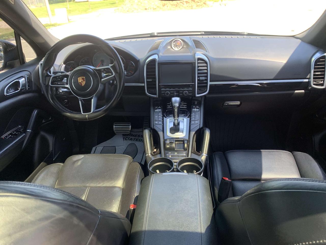 2015 Porsche Cayenne S NAVI LED PANO ROOF WARRANTY FINANCING Photo