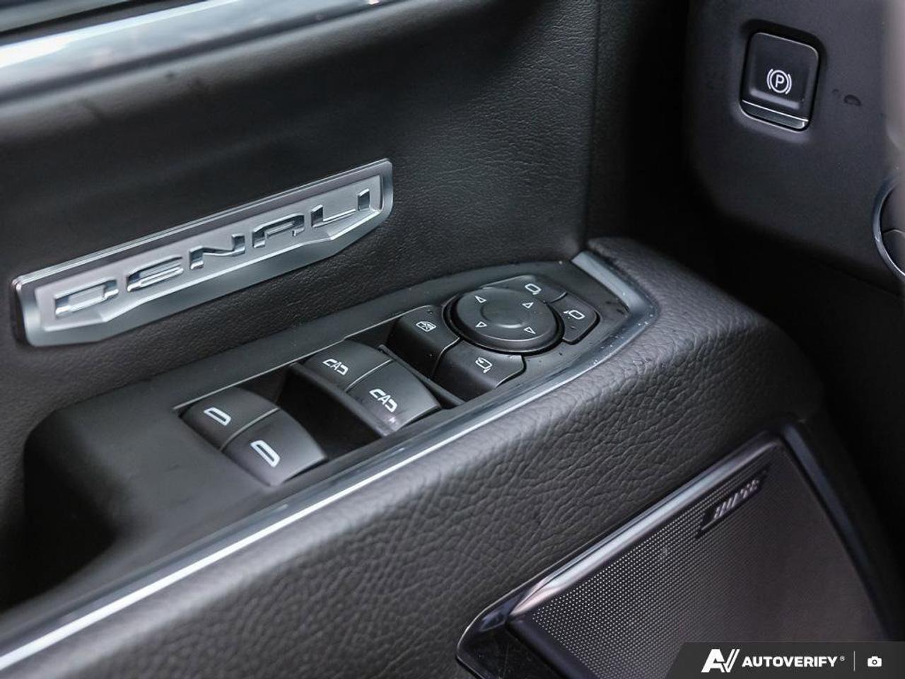 2025 GMC Sierra 1500 DenaliDENALI RESERVE, 4X4, CREW, DURAMAX, NAV, ROO Photo