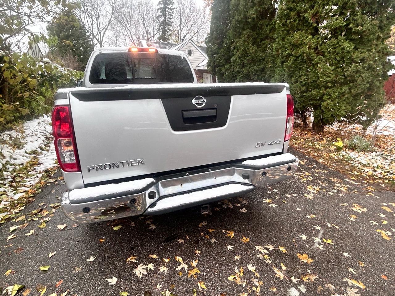 2019 Nissan Frontier Crew Cab SV Long Bed 4x4 Auto Photo