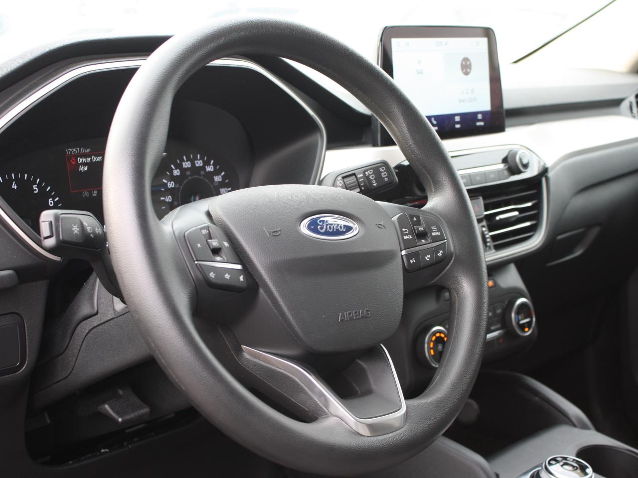 2020 Ford Escape SE AWD / Heated Seats / Blind Spot / Camera Photo