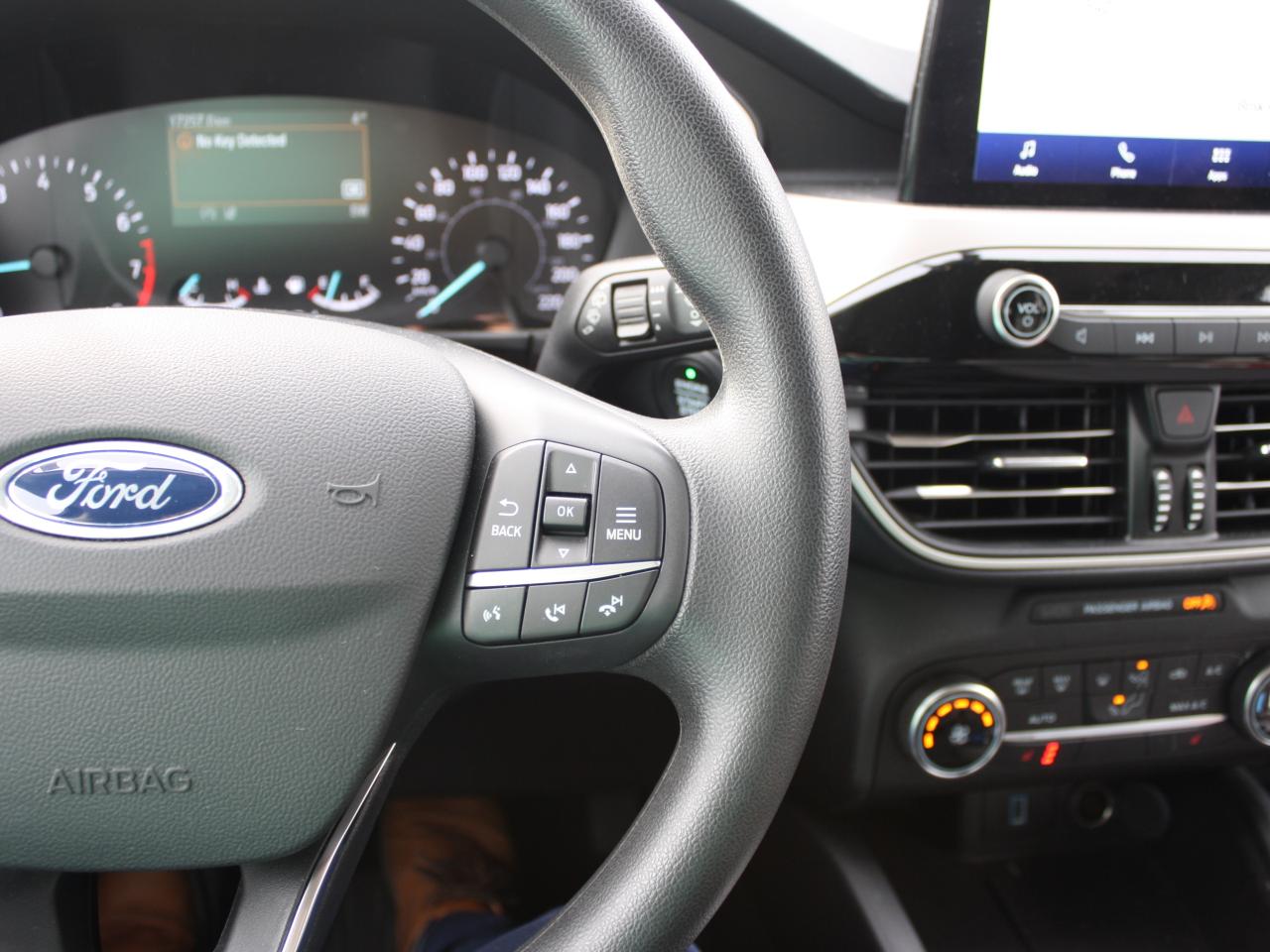 2020 Ford Escape SE AWD / Heated Seats / Blind Spot / Camera Photo