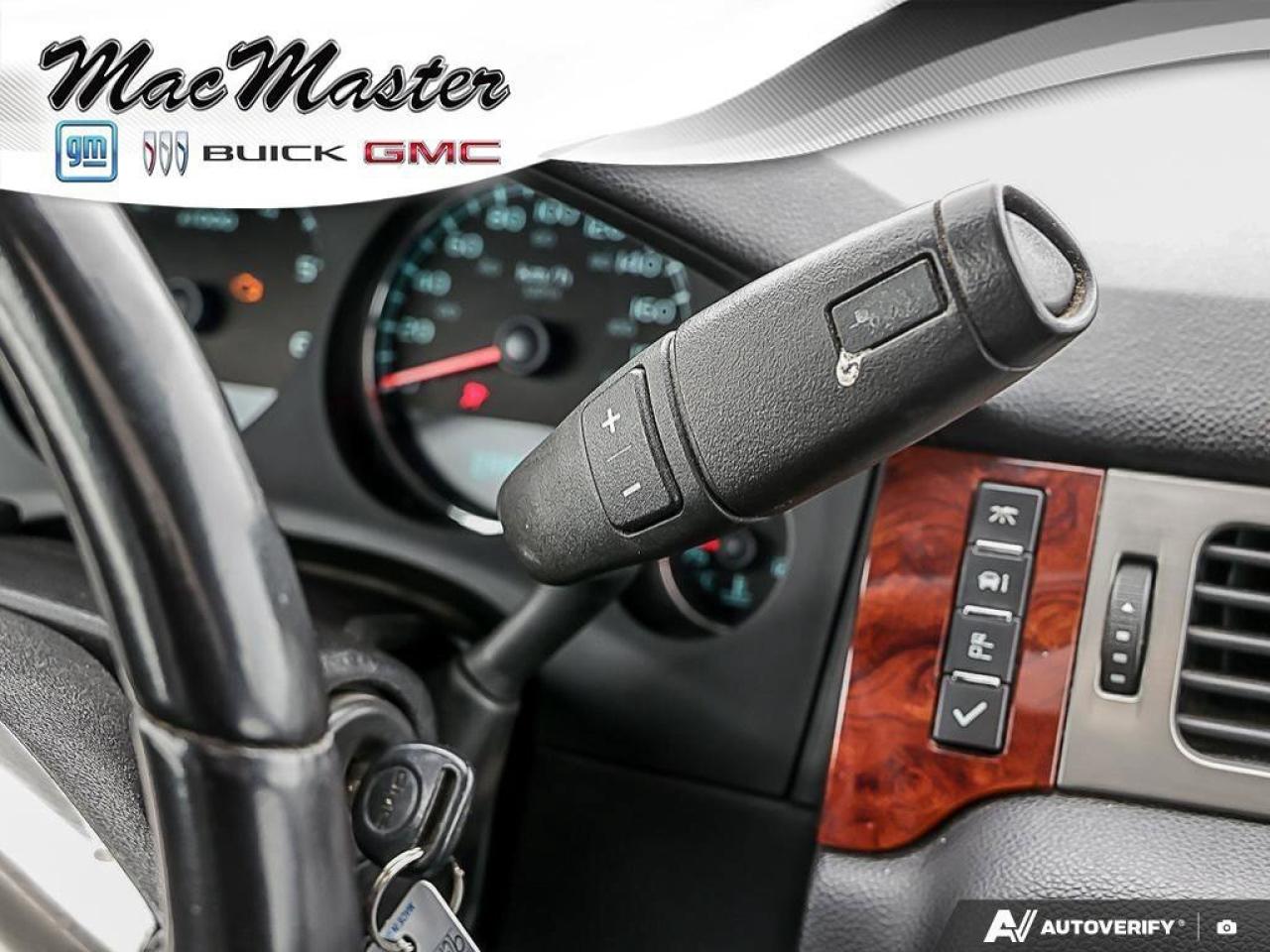 2009 GMC Sierra 1500 Work TruckSLT, CREW, 4X4, HEATED LEATHER, CHROME, Photo