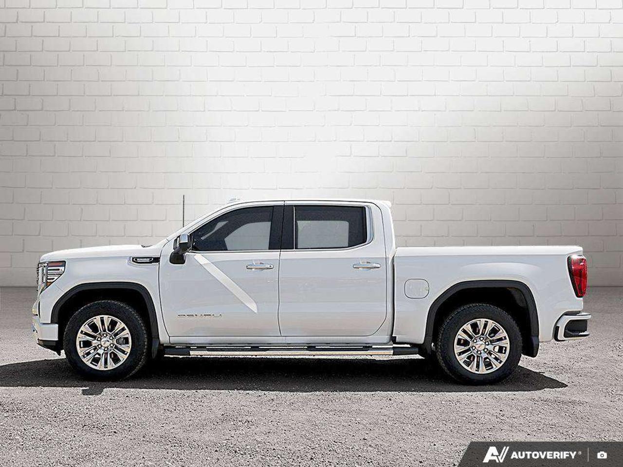 2025 GMC Sierra 1500 DENALI PREMIUM, DURAMAX, CREW, 4X4, LOADED, 1-OWNER! Photo5