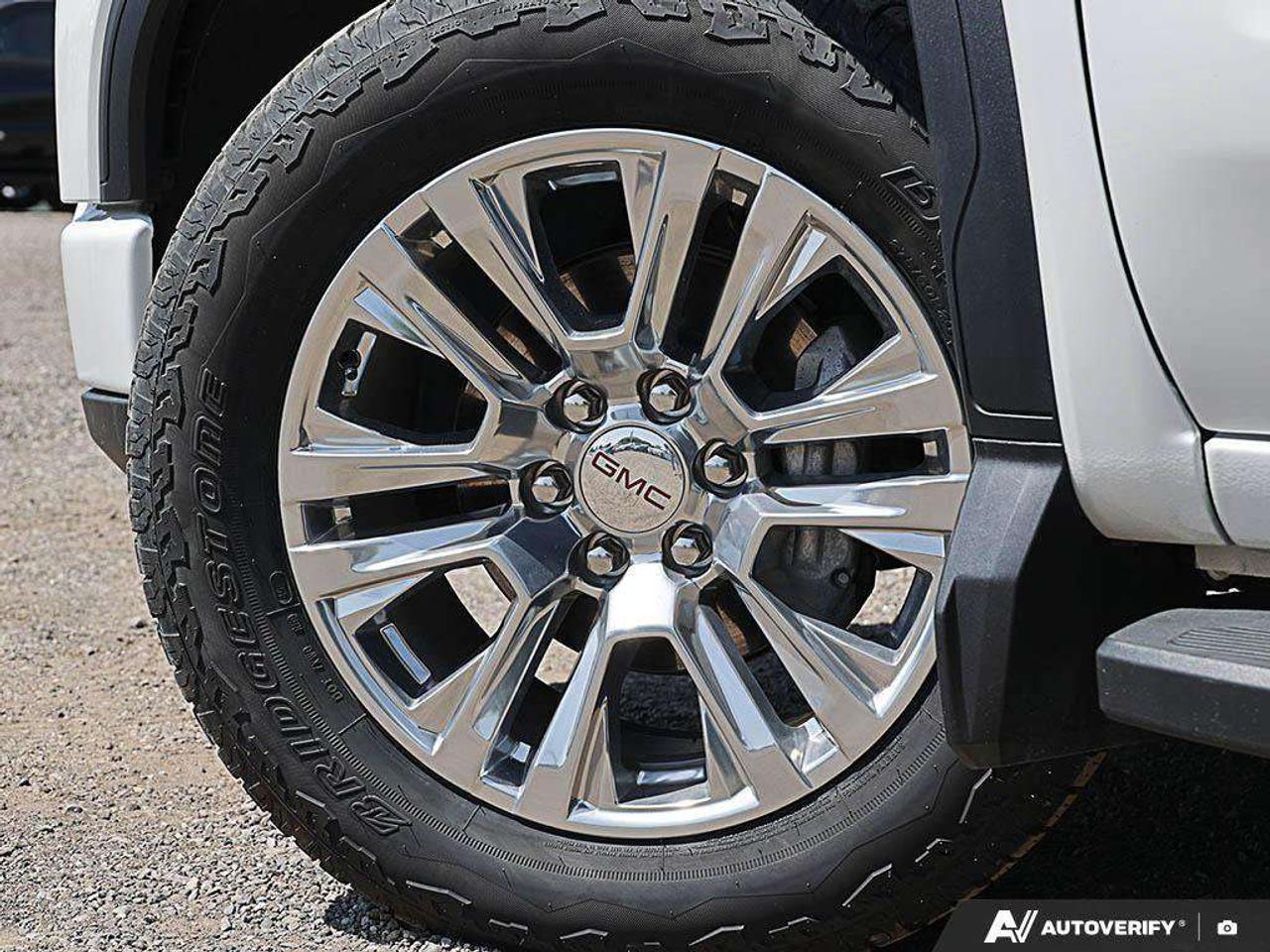 2025 GMC Sierra 1500 DENALI PREMIUM, DURAMAX, CREW, 4X4, LOADED, 1-OWNER! Photo