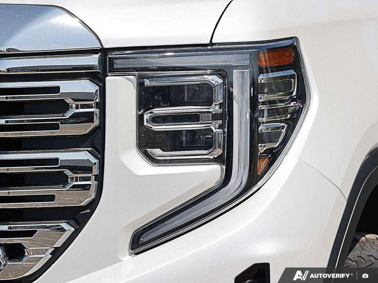 2025 GMC Sierra 1500 DENALI PREMIUM, DURAMAX, CREW, 4X4, LOADED, 1-OWNER! Photo