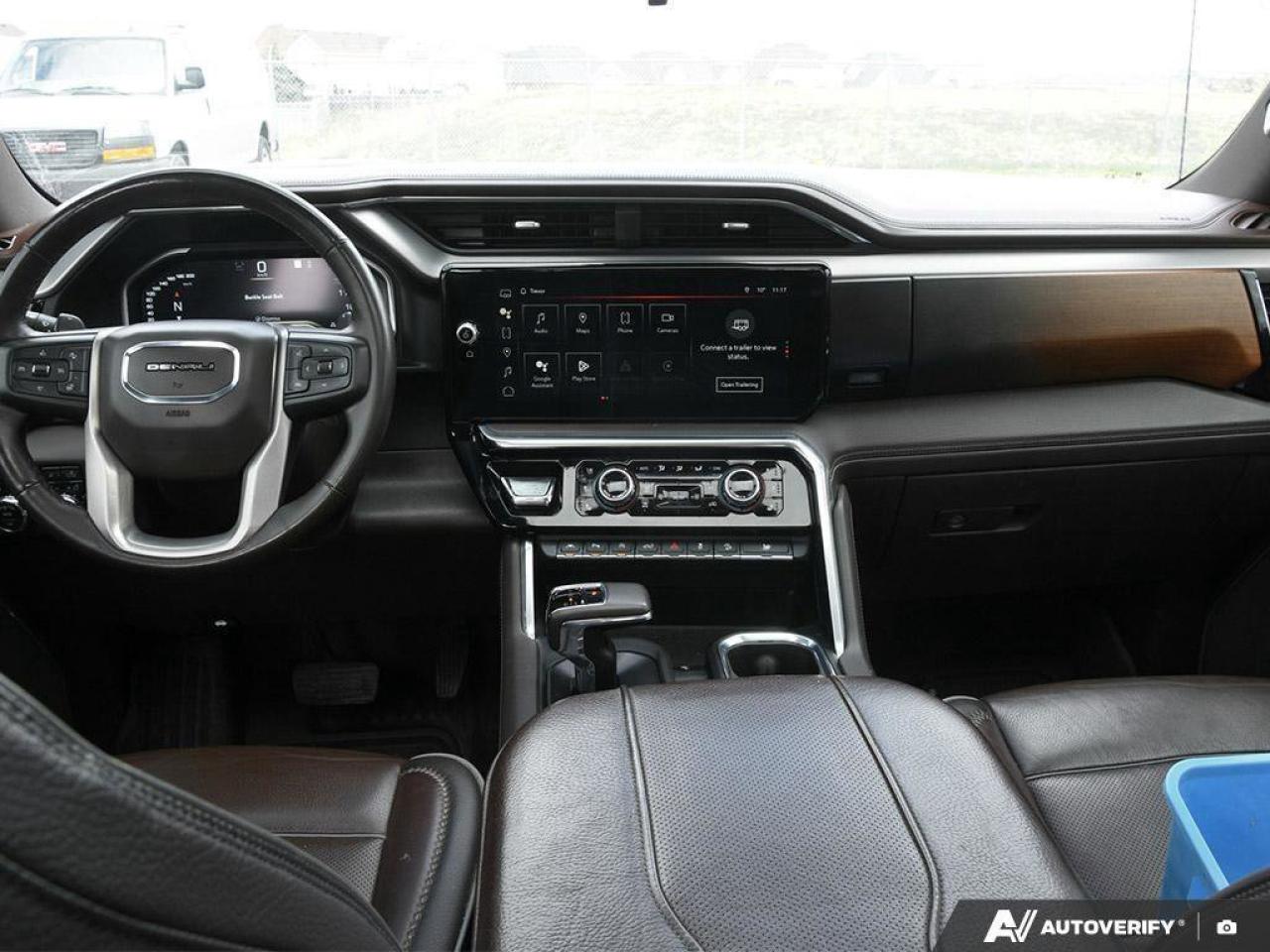 2023 GMC Sierra 1500 DenaliDENALI RESERVE, DURAMAX, LOADED, 1-OWNER! Photo