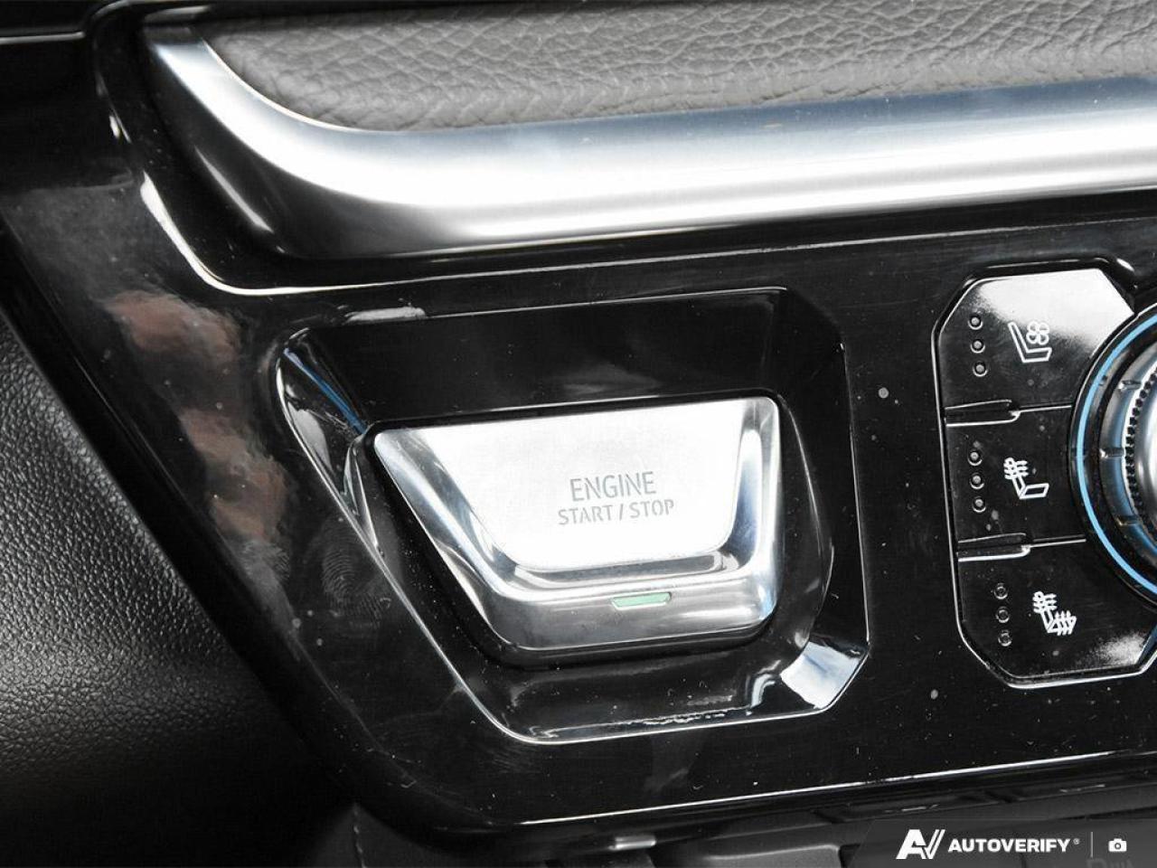 2023 GMC Sierra 1500 DenaliDENALI RESERVE, DURAMAX, LOADED, 1-OWNER! Photo