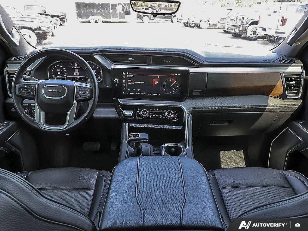 2023 GMC Sierra 1500 DenaliDENALI RESERVE, DURAMAX, 4X4, LOADED, 1-OWNE Photo