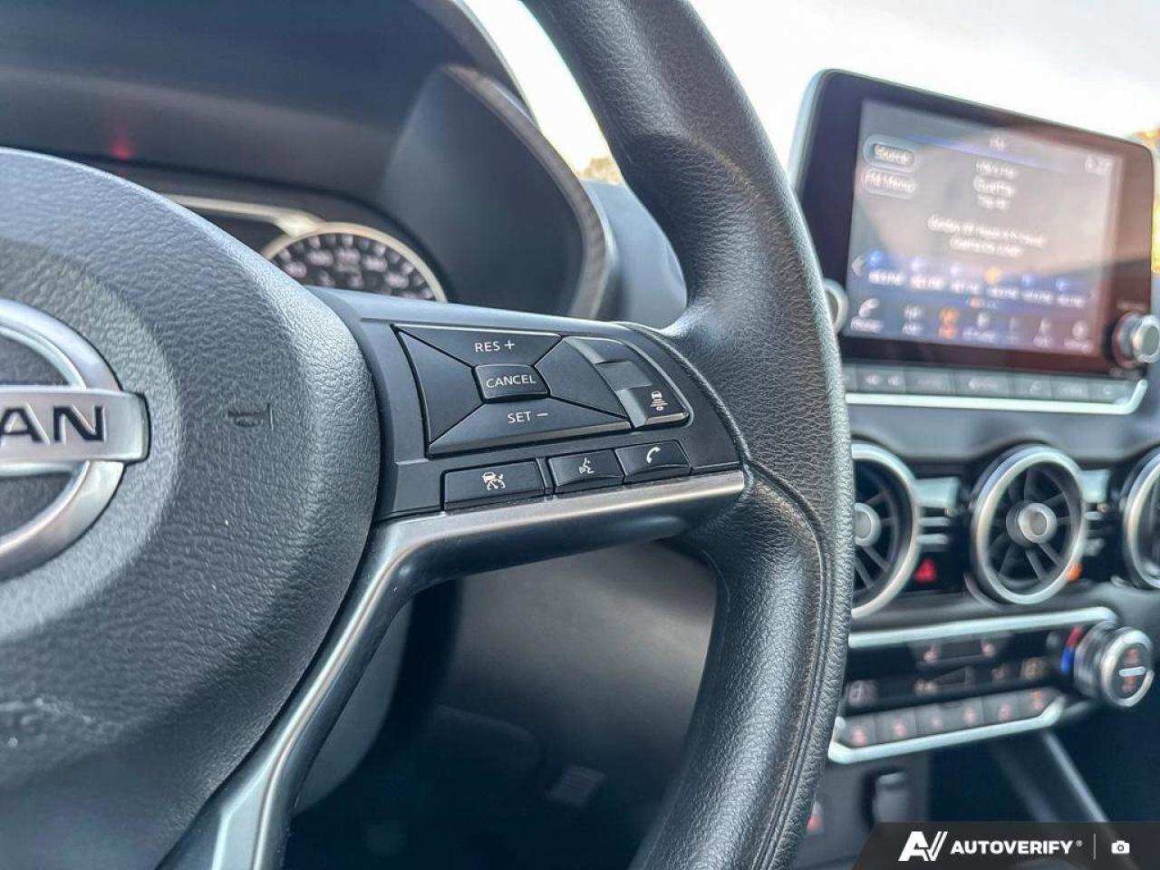 2023 Nissan Sentra SV Photo