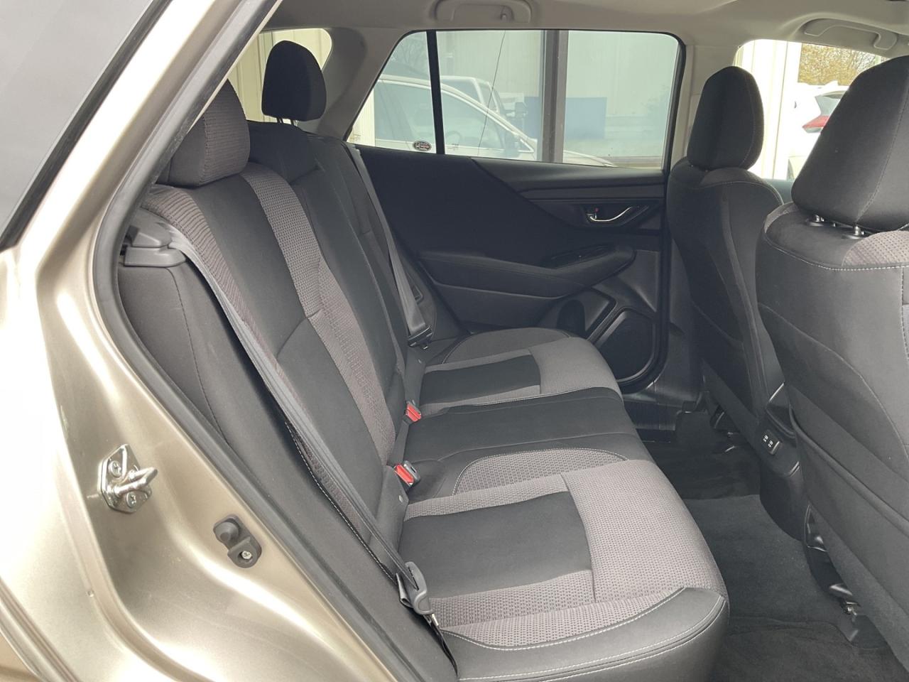 2020 Subaru Outback Touring - EYE SIGHT! BACK-UP CAM! BSM! SUNROOF! Photo