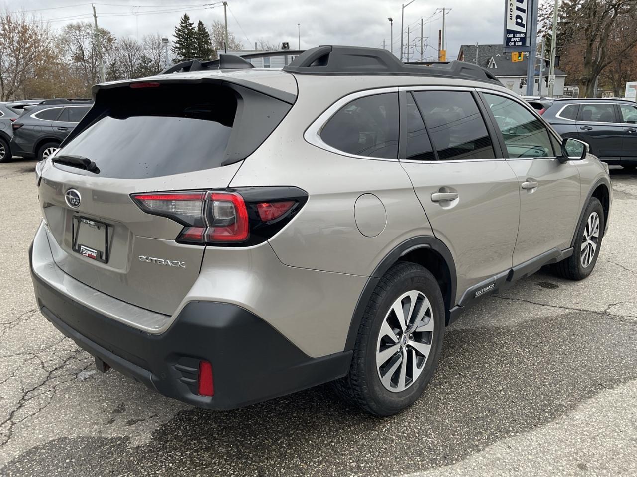 2020 Subaru Outback Touring - EYE SIGHT! BACK-UP CAM! BSM! SUNROOF! Photo