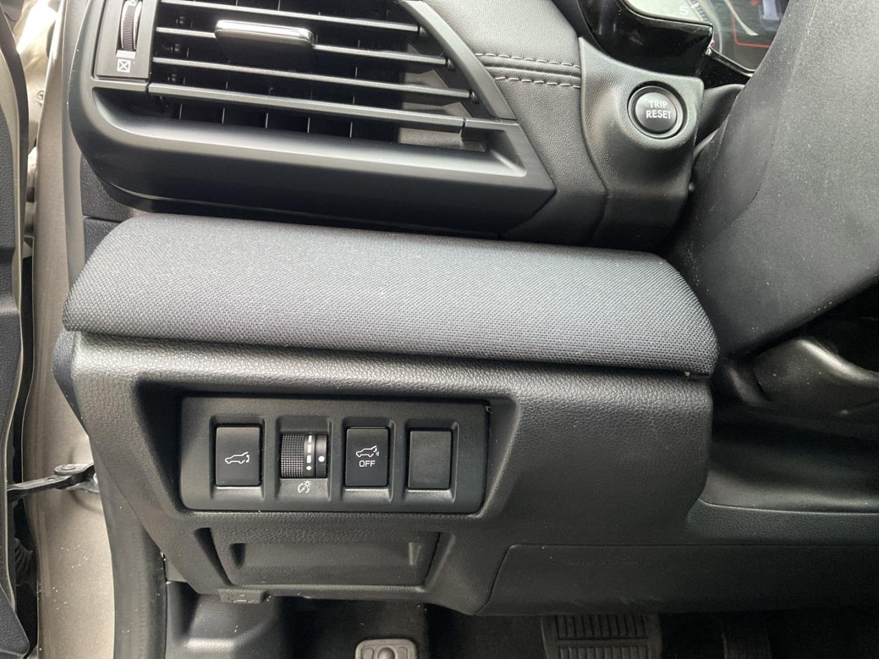 2020 Subaru Outback Touring - EYE SIGHT! BACK-UP CAM! BSM! SUNROOF! Photo