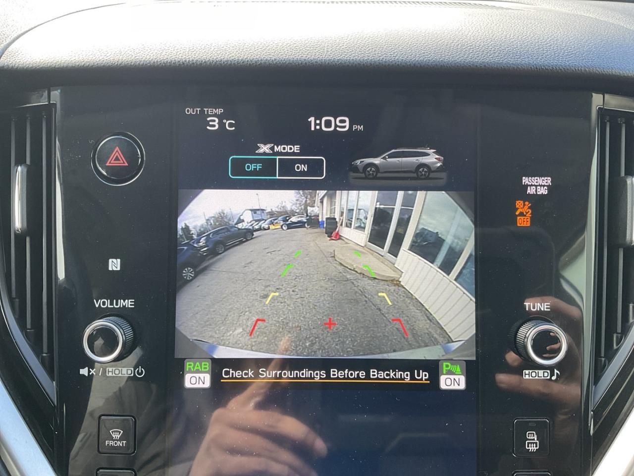 2020 Subaru Outback Touring - EYE SIGHT! BACK-UP CAM! BSM! SUNROOF! Photo