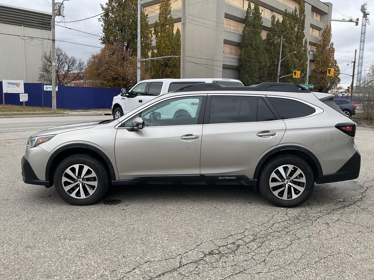 2020 Subaru Outback Touring - EYE SIGHT! BACK-UP CAM! BSM! SUNROOF! Photo