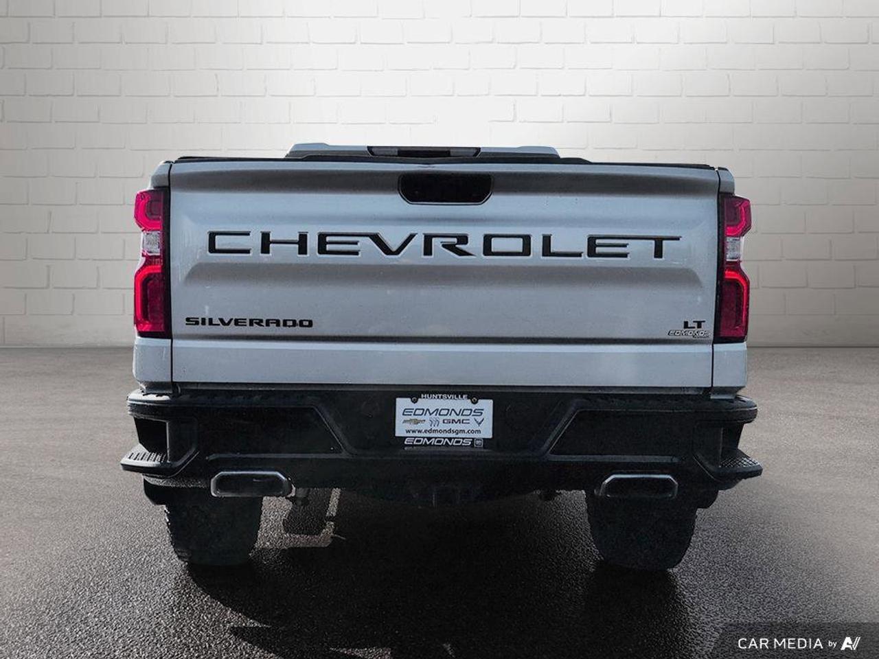 2021 Chevrolet Silverado 1500 LT Trail BossTrail Boss   One Owner   Sunroof   He Photo3