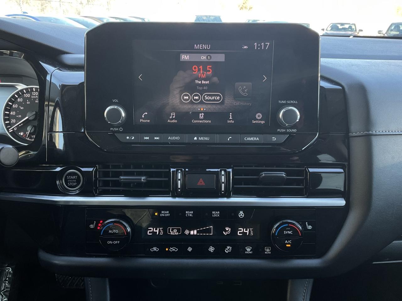 2023 Nissan Pathfinder SV 4WD - CAR PLAY! 360 CAM! BSM! 7 PASS! Photo