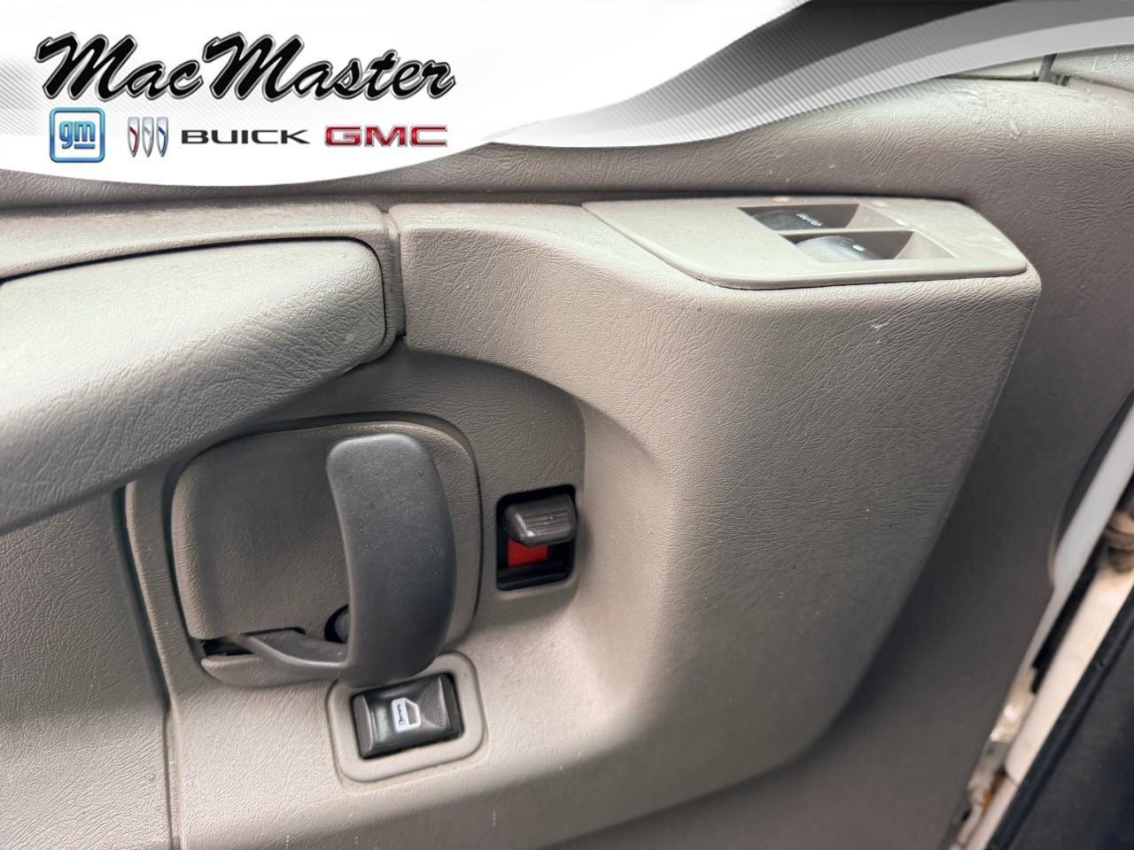 2015 GMC Savana Cargo Van 1WT4.8L V8, RWD AUTOMATIC, STEEL WHEELS, CLOTH, AS Photo