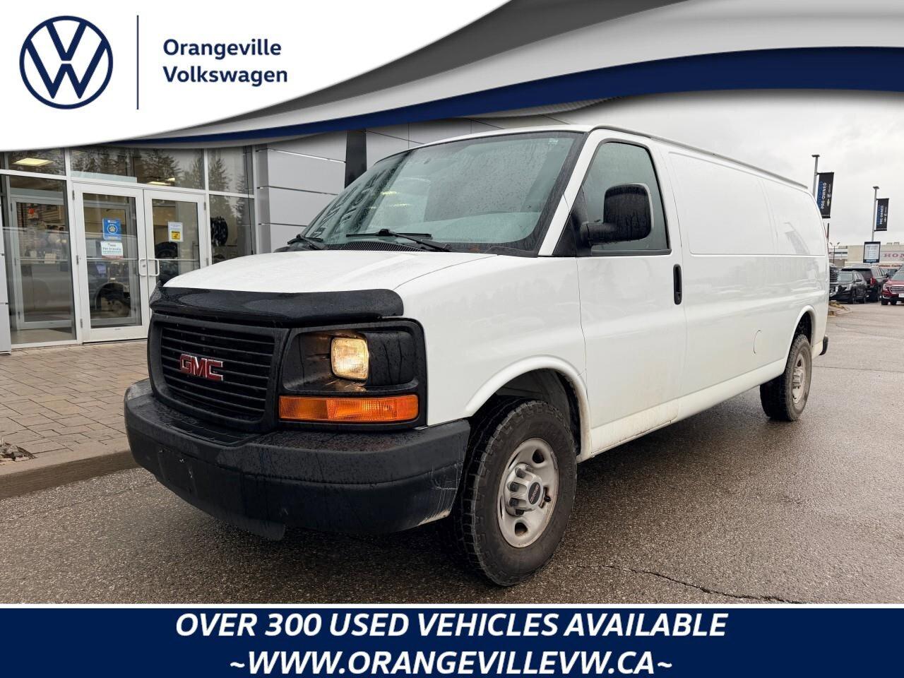 2015 GMC Savana Cargo Van 1WT4.8L V8, RWD AUTOMATIC, STEEL WHEELS, CLOTH, AS Photo0