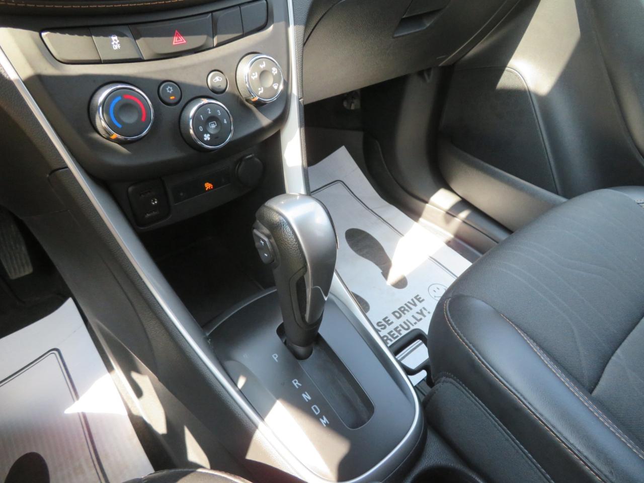 2020 Chevrolet Trax Fwd 4dr Lt Photo