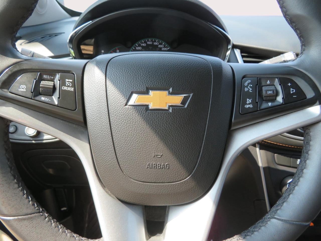 2020 Chevrolet Trax Fwd 4dr Lt Photo