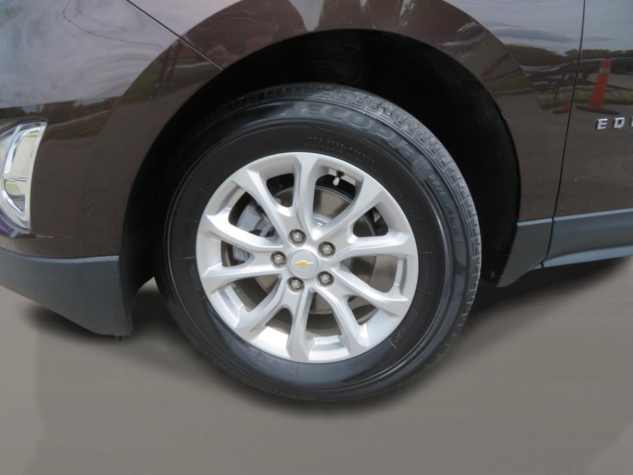 2020 Chevrolet Equinox AWD 4dr LT w/1LT Photo