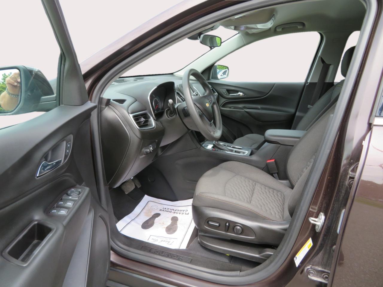 2020 Chevrolet Equinox AWD 4dr LT w/1LT Photo