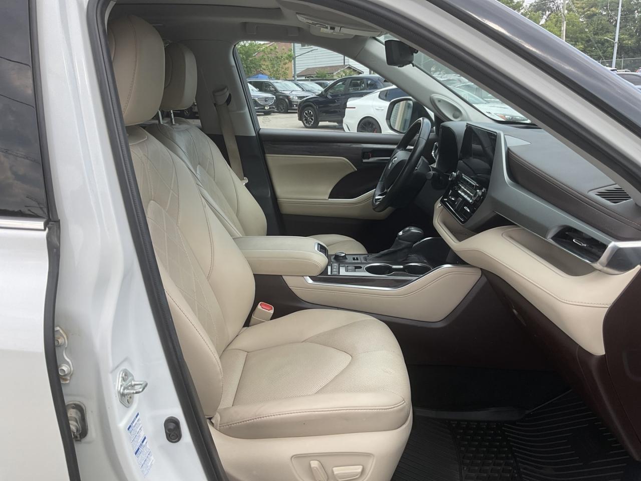 2021 Toyota Highlander Platinum AWD V6 - LTHR! NAV! 360 CAM! HUD! BSM! 7 Photo