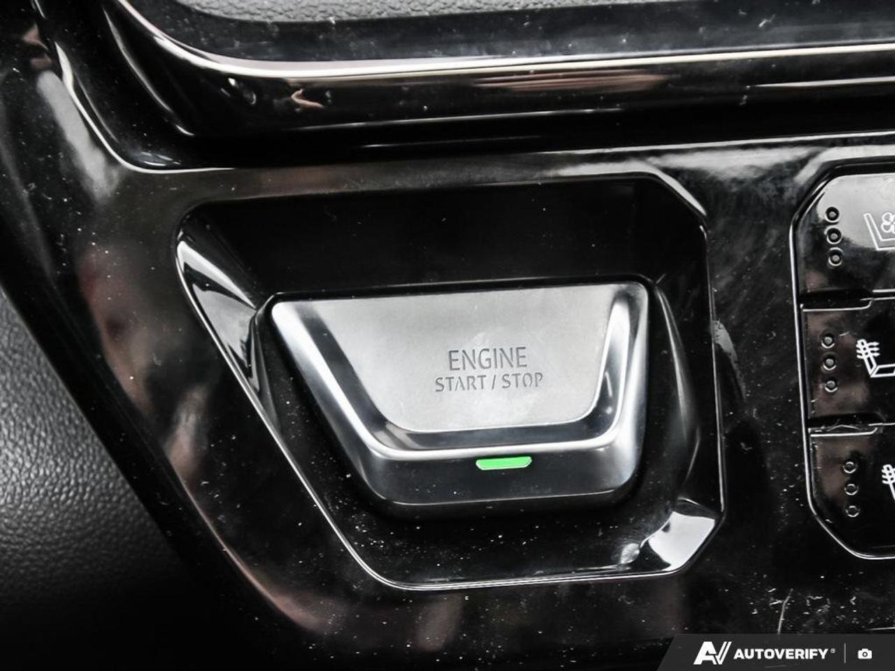 2024 GMC Sierra 1500 AT4AT4 PREMIUM, CREW, DURAMAX, 4X4, ROOF, HTD/COOL Photo