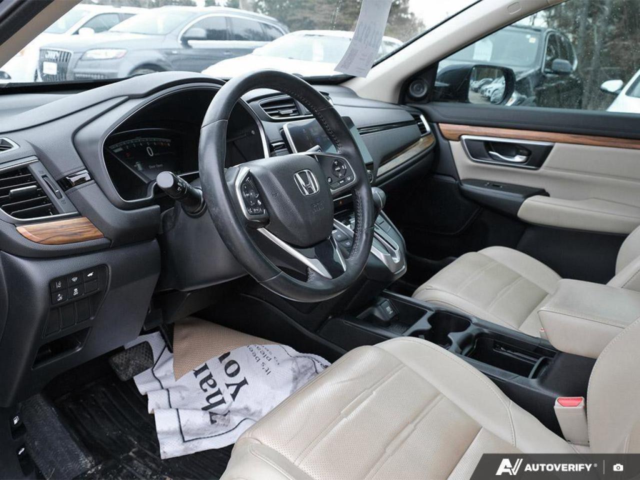 2017 Honda CR-V TouringCERTFIED AS-TRADED, AWD, BACKUP CAM, HEATED Photo