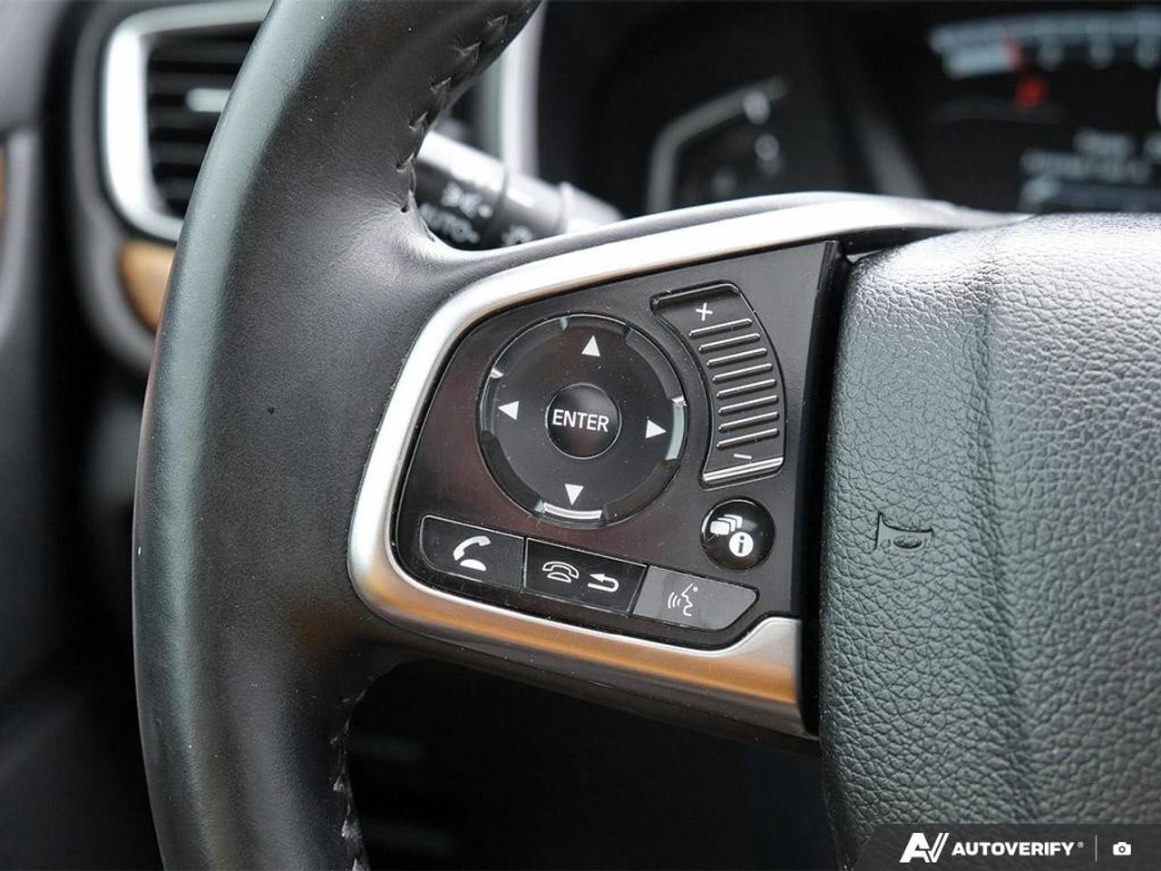 2017 Honda CR-V TouringCERTFIED AS-TRADED, AWD, BACKUP CAM, HEATED Photo