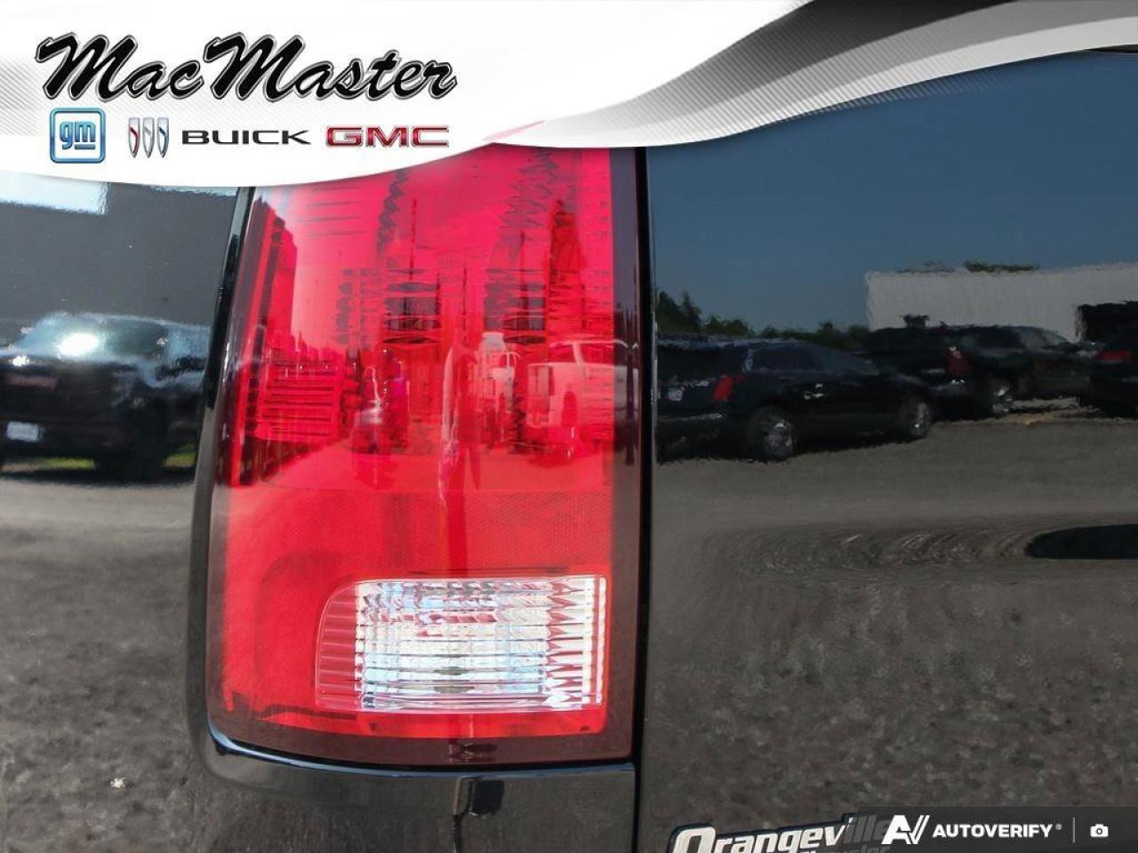 2023 RAM 1500 Classic SLTSLT BLACK, HEMI, CREW, 4X4, NAV, ROOF, HTD CLOT Photo