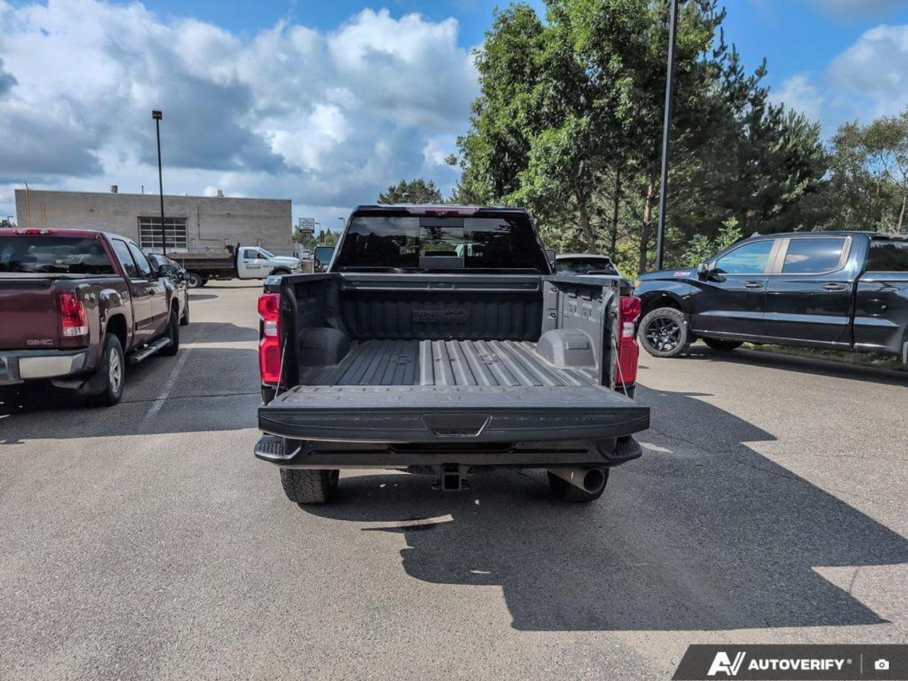 2020 Chevrolet Silverado 3500HD High Country  High Country Deluxe Package   Sunroo Photo