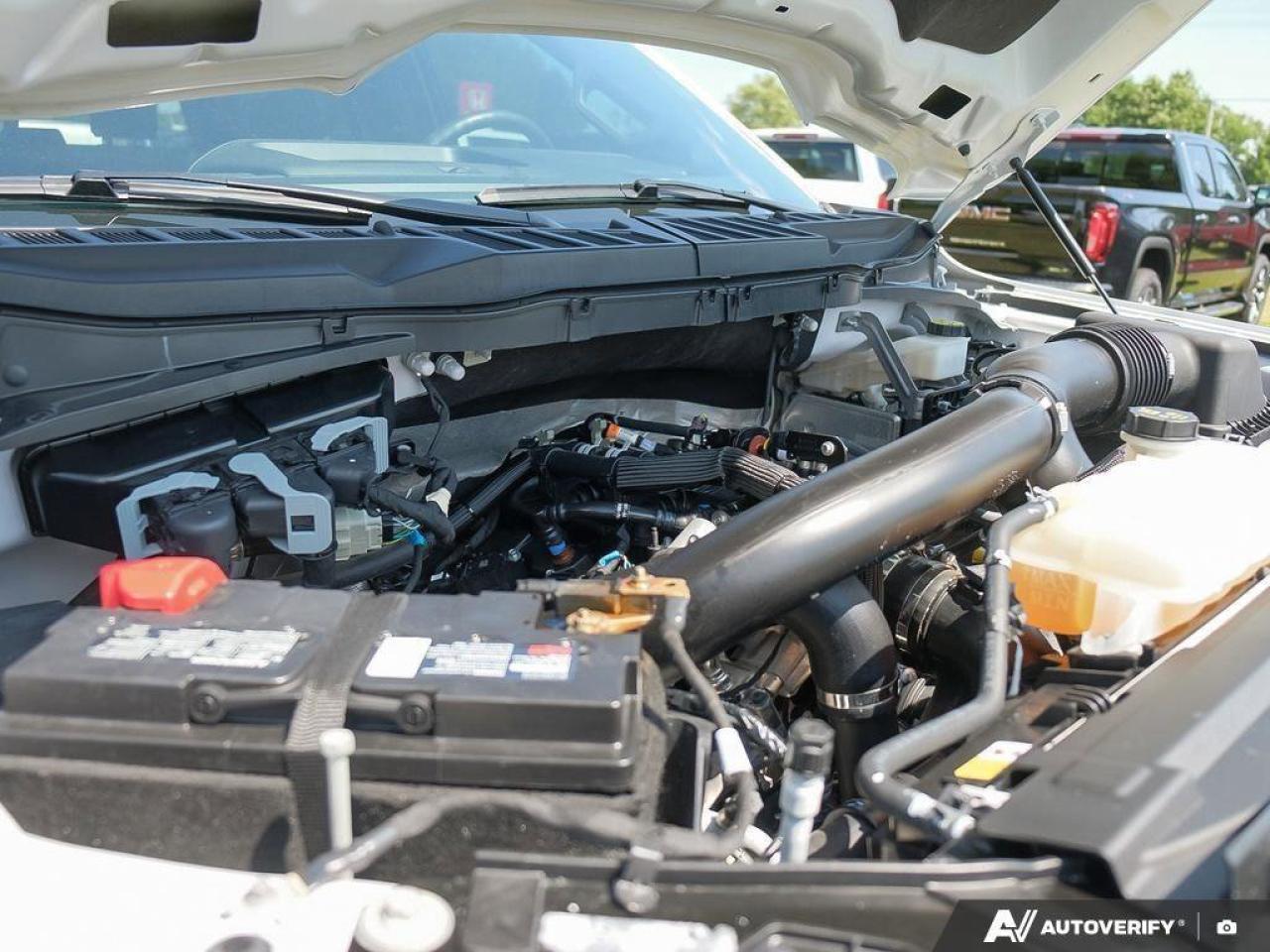 2024 Ford F-150 LARIATLARIAT BLACK, CREW, 4X4, ECOBOOST, NAV, HTD/ Photo