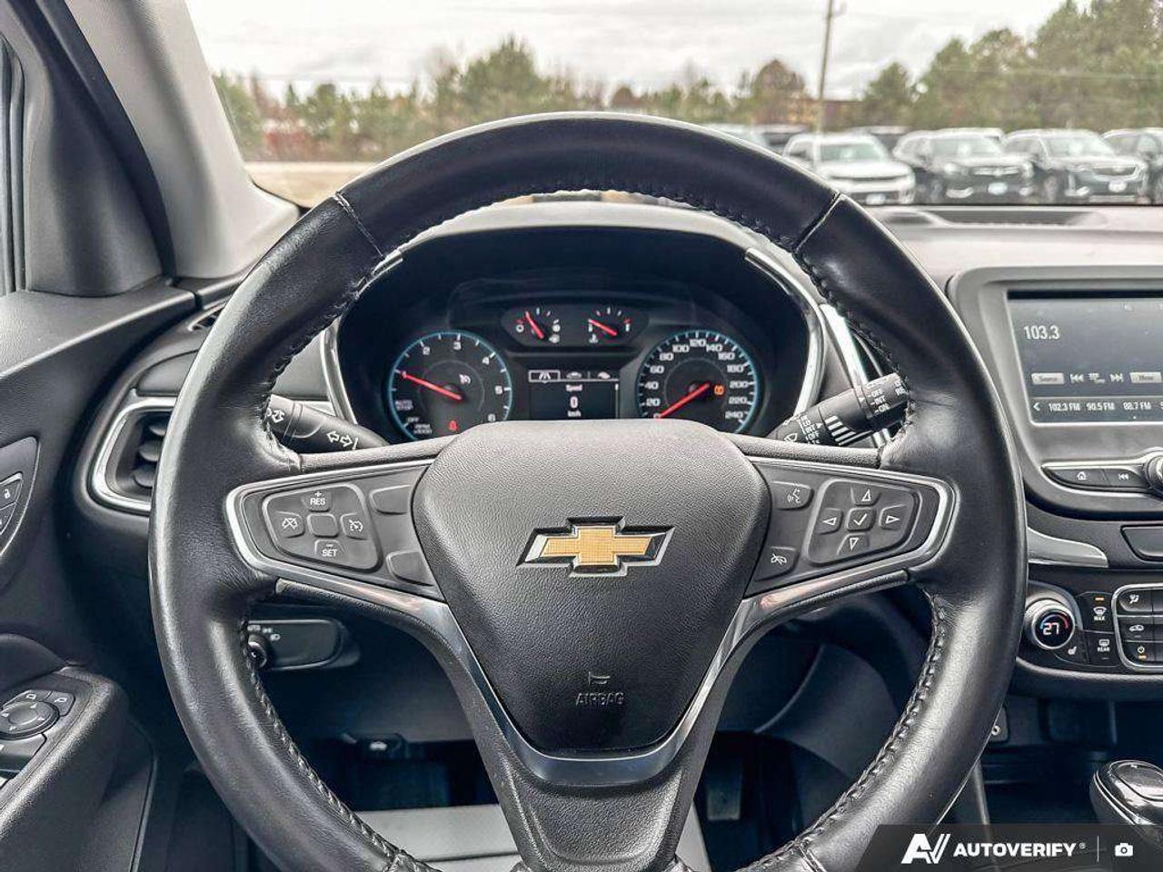 2018 Chevrolet Equinox DIESEL. HEATED FRONT SEATS. BACK UP CAMERA. CERTIFIED. Photo