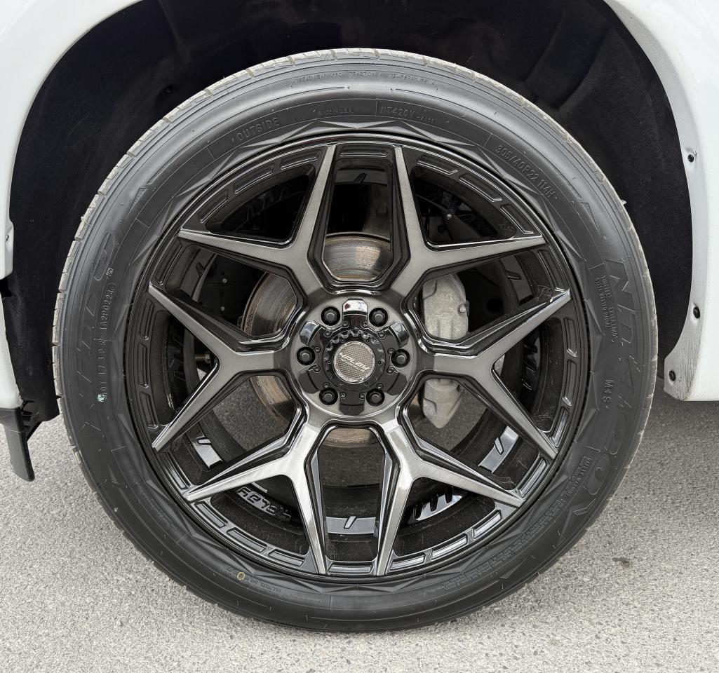 2023 Chevrolet Silverado 1500 LT RCSB  4X4 Photo