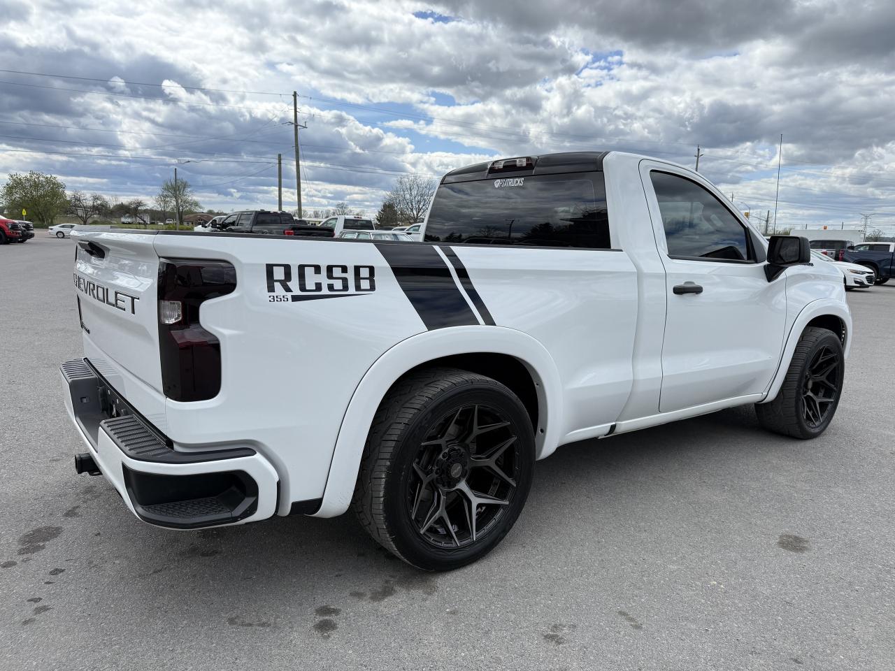 2023 Chevrolet Silverado 1500 LT RCSB  4X4 Photo