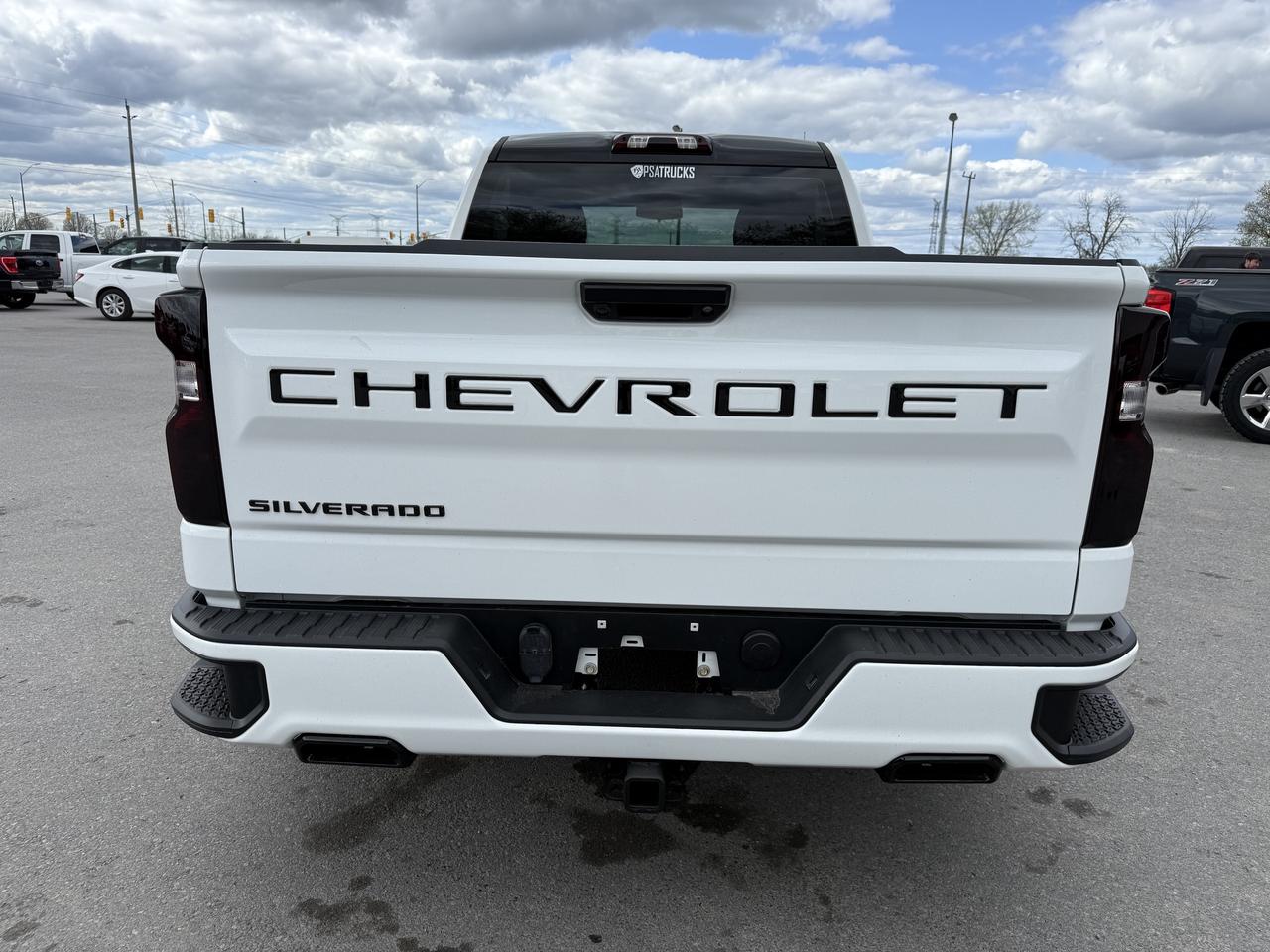 2023 Chevrolet Silverado 1500 LT RCSB  4X4 Photo