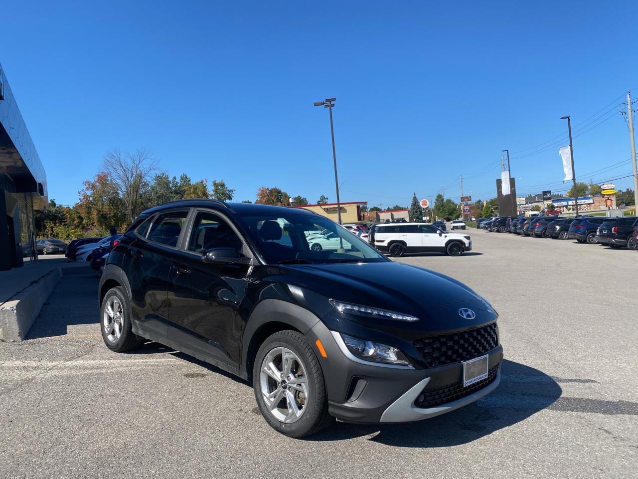 2022 Hyundai KONA AWD! HTD SEATS! CARPLAY! 4.49%* Photo