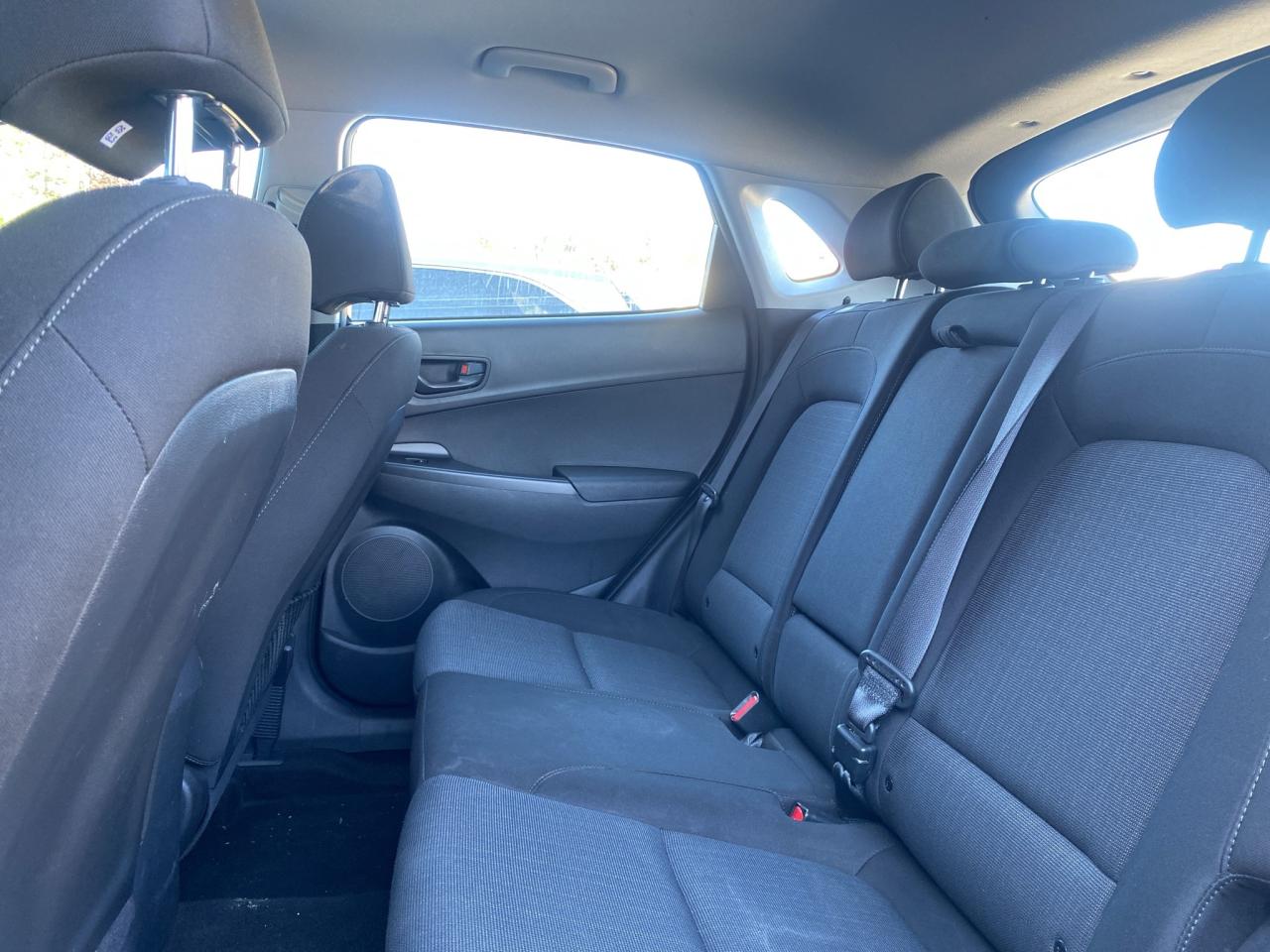 2022 Hyundai KONA AWD! HTD SEATS! CARPLAY! 4.49%* Photo