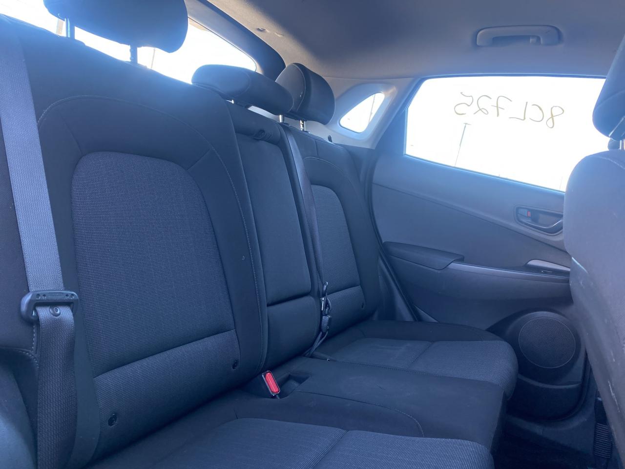 2022 Hyundai KONA AWD! HTD SEATS! CARPLAY! 4.49%* Photo