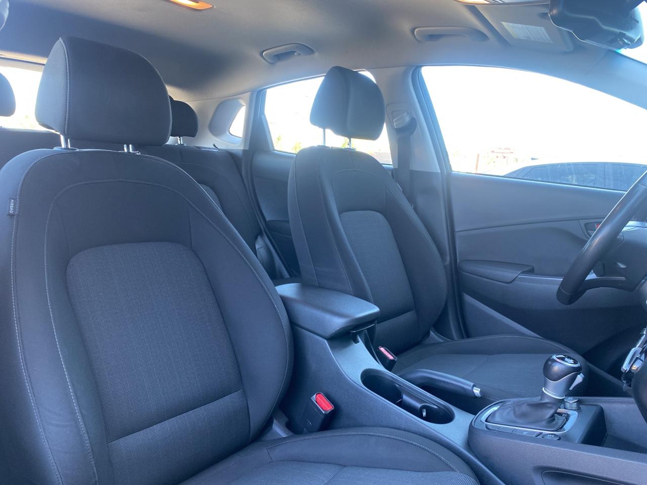 2022 Hyundai KONA AWD! HTD SEATS! CARPLAY! 4.49%* Photo