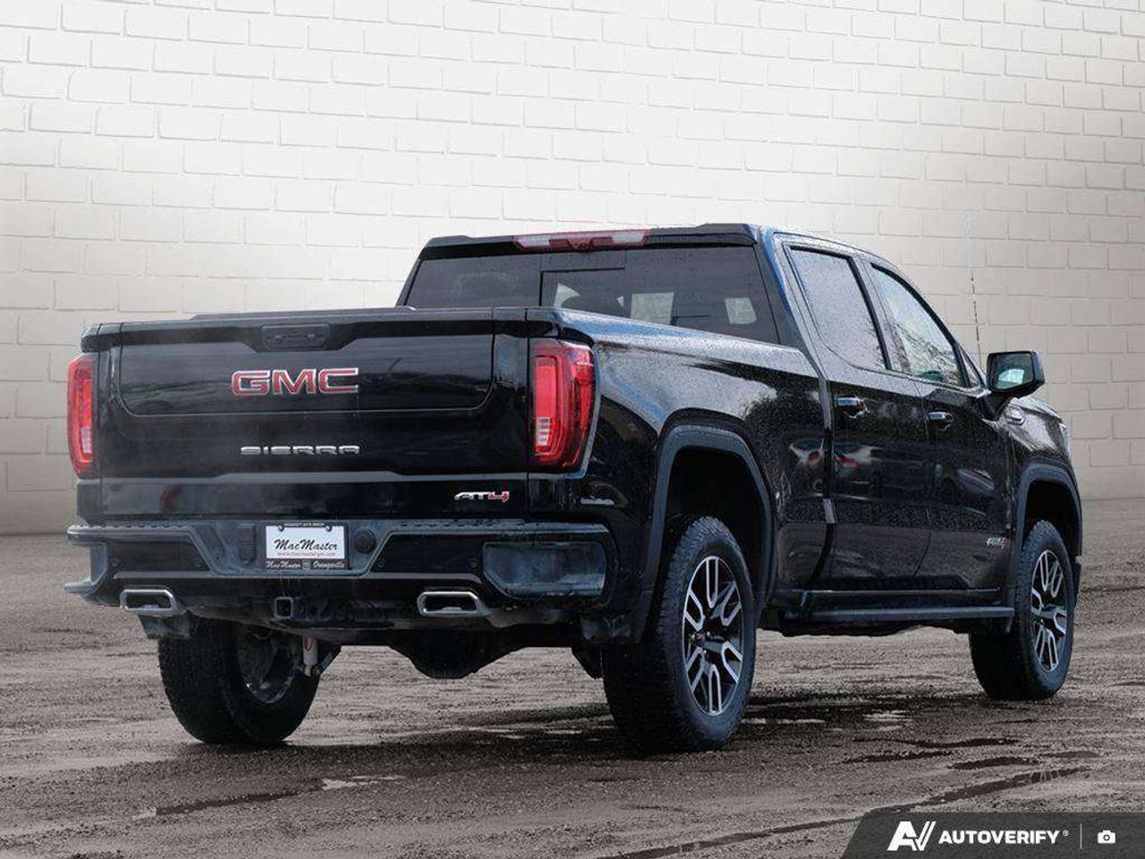 2025 GMC Sierra 1500 AT4 PREMIUM, DURAMAX, CREW, 4X4, LOADED, 1-OWNER! Photo