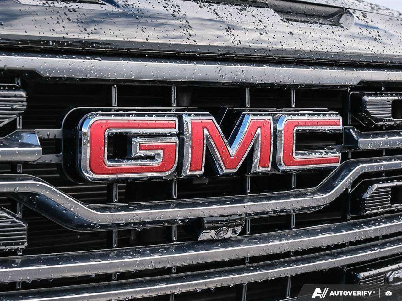 2025 GMC Sierra 1500 AT4 PREMIUM, DURAMAX, CREW, 4X4, LOADED, 1-OWNER! Photo