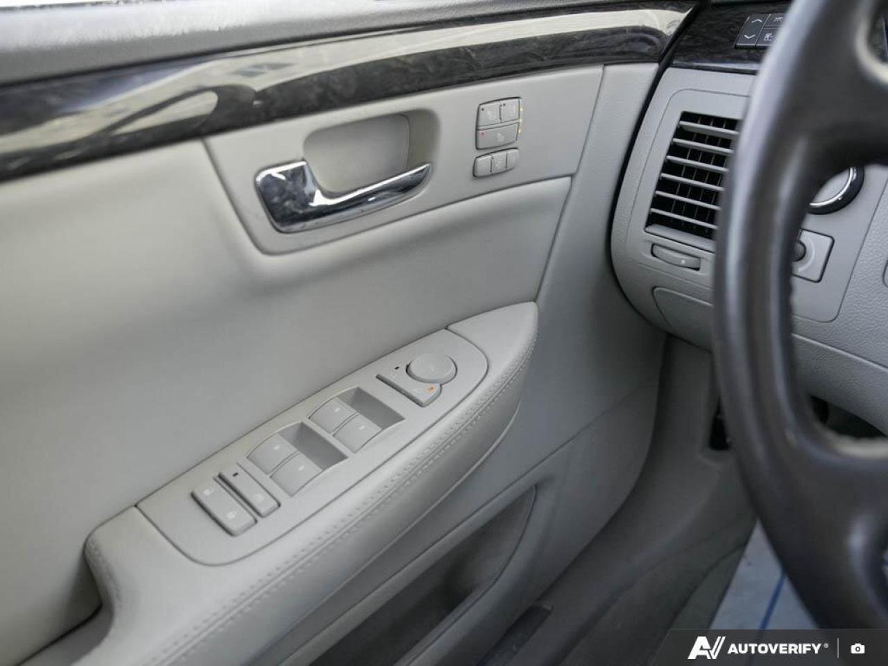 2008 Cadillac DTS AS-TRADED, LEATHER, SUNROOF, CLEAN! Photo