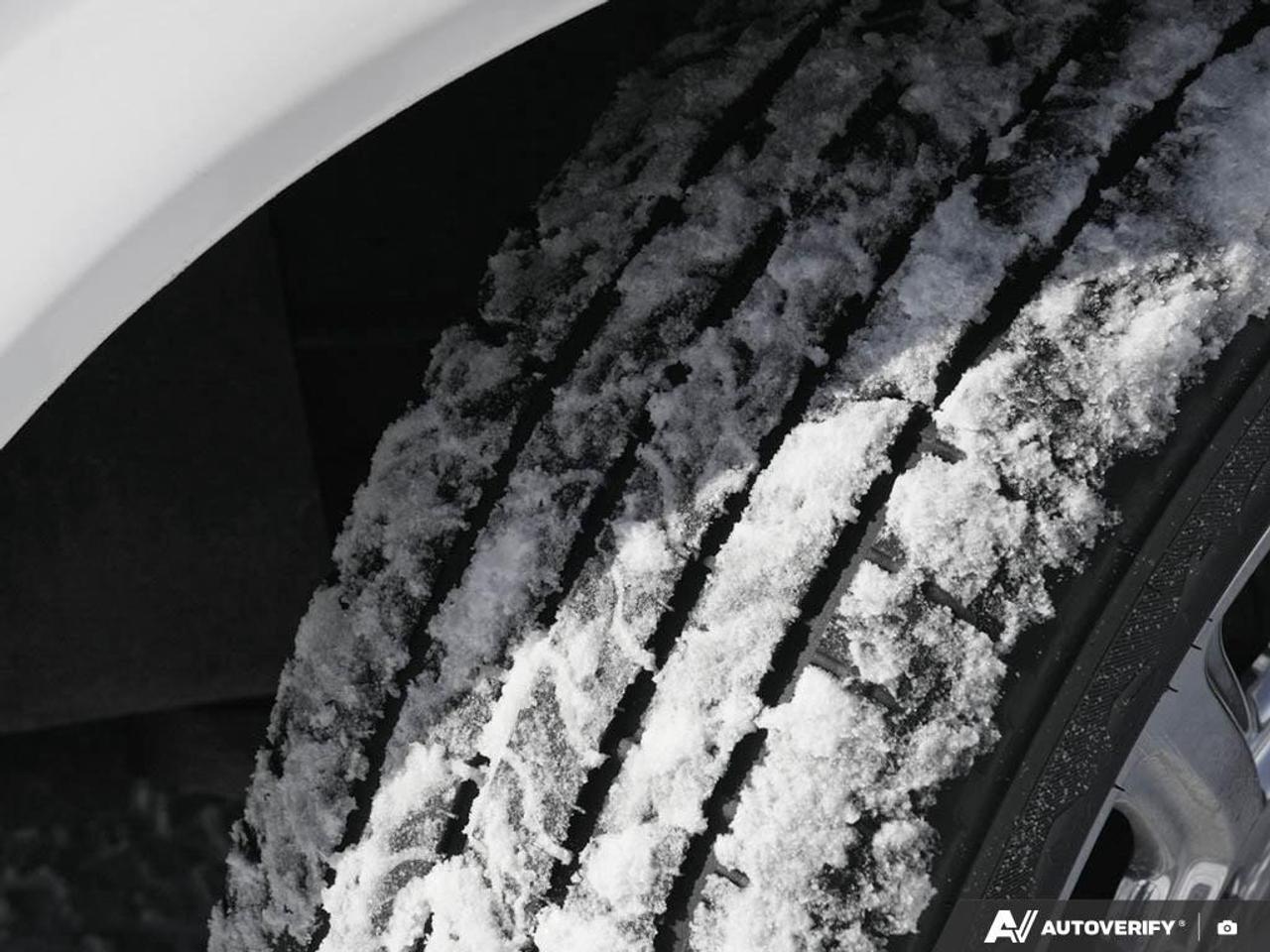 2008 Cadillac DTS 4dr Sdn 1scAS-TRADED, LEATHER, SUNROOF, CLEAN! Photo