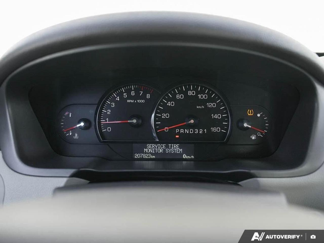 2008 Cadillac DTS 4dr Sdn 1scAS-TRADED, LEATHER, SUNROOF, CLEAN! Photo