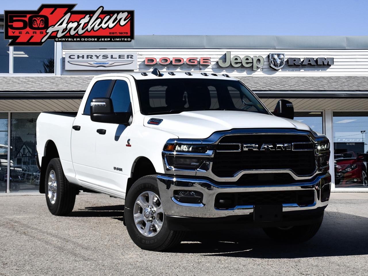 2025 RAM 2500 CREW CAB 4X4 - ONLY 1,156 KM Photo0