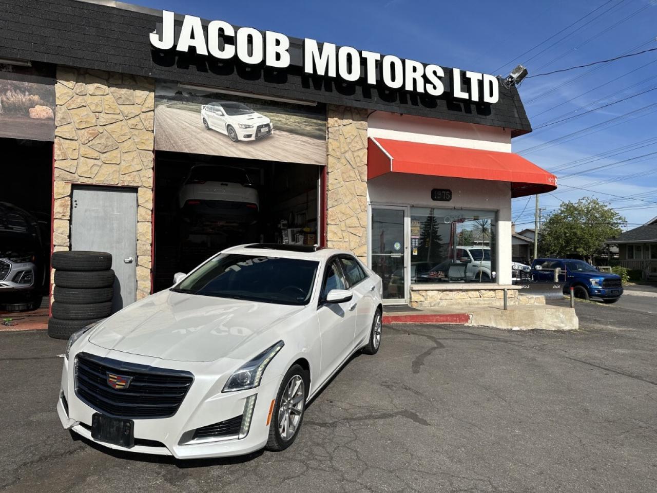 2017 Cadillac CTS 2.0L Turbo Luxury 4dr All-wheel Photo